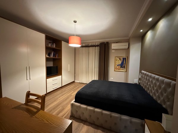 QERA APARTAMENT 2+1+2+ POST PARKIMI