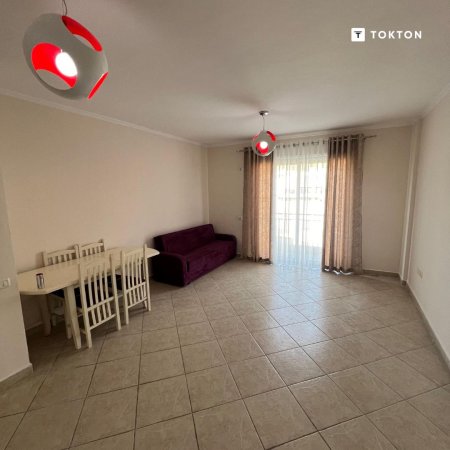 Tirane, shitet apartament 2+1+BLK Kati 5, 154 m² 122.000 Euro (RRUGA TELEFERIKUT)