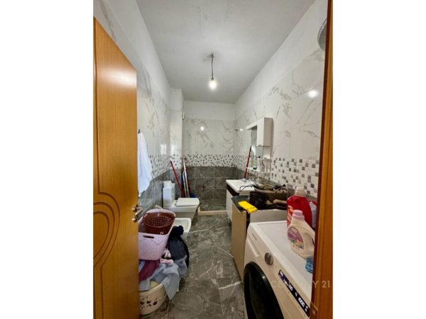 Shesim apartament 2+1+2 tualete tek Kopshti Botanik!