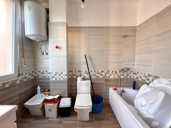Shesim apartament 2+1+2 tualete tek Kopshti Botanik!