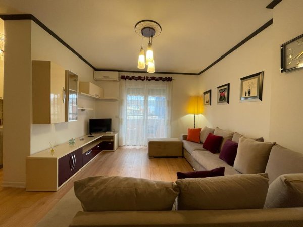 Qera,Apartament 1+1,Stadiumi Arena