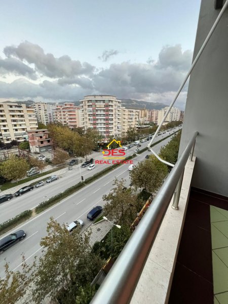 Vlore, jepet me qera apartament 1+1+BLK Kati 6, 79 m² 300 Euro (Transballkanike)