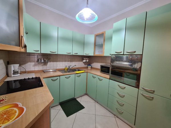 Apartament 2+1 Me Qera Ne Bllok (ID B220693) Tirane