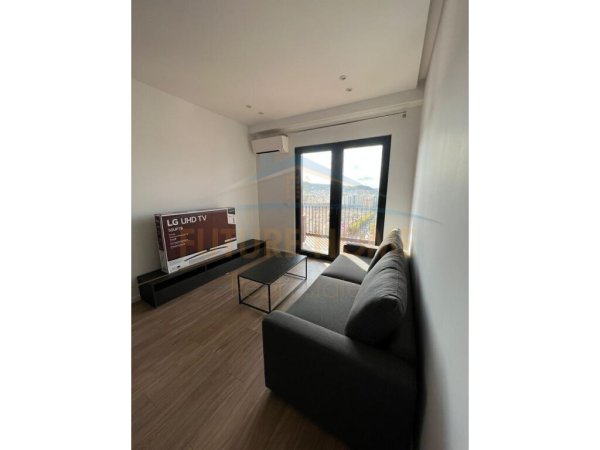 Qera, Apartament 2+1+2 Garden Building, Tirane