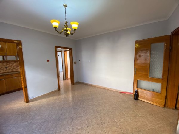 APARTAMENT 2+1 PER SHITJE RRUGA BARDHYL!!!!