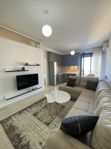 Qera, Apartament 2+1, Unaza e Re
400 €