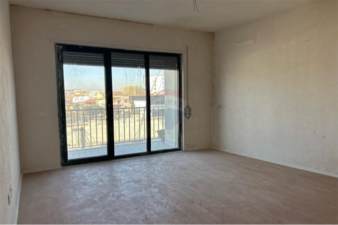 Shitet apartament 1+1 ne Astir, 101'000 Euro