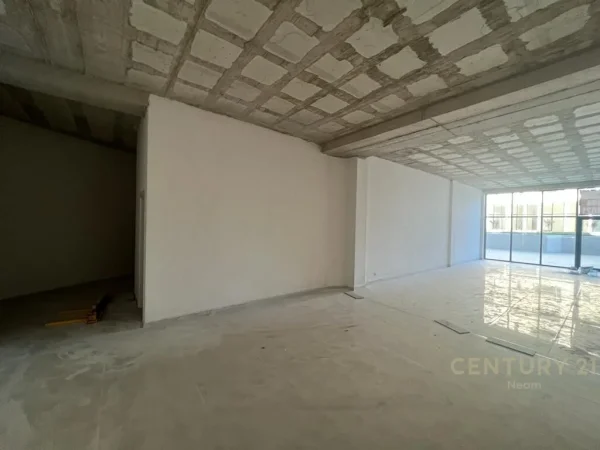 JEPET ME QERA AMBIENT BIZNESI TEK TURDIU!