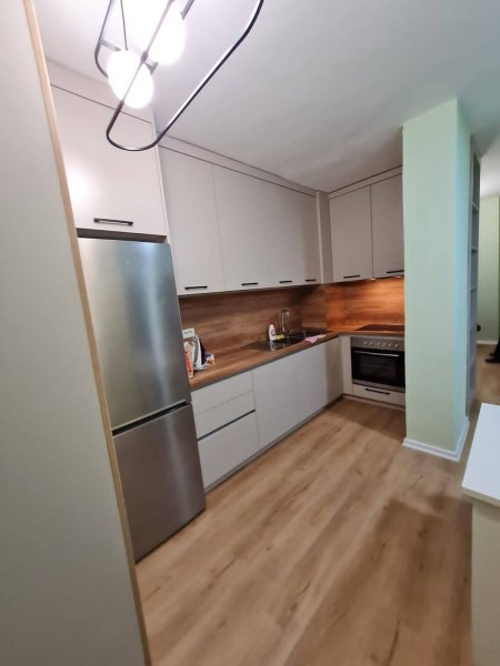 Jepet me qera apartament 2+1, te 21 Dhjetori