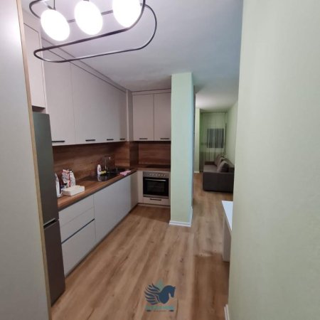 Jepet Me Qera Apartament 2+1 Prane Globe[ID P0284]