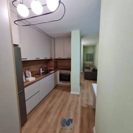 Jepet Me Qera Apartament 2+1 Prane Globe[ID P0284]
