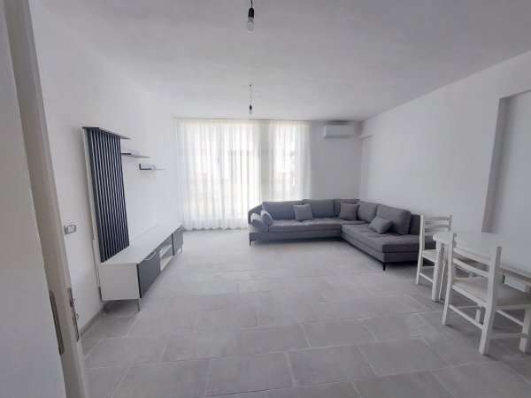 !!!  Dhene  !!!   Jepet apartament me qera 2+1 pas Drejtorise se Policise, Durres