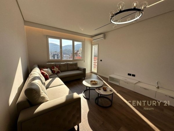 Tirane, shes apartament 2+1+2+BLK 120 m² 205.000 Euro (Liqeni i Thatë)