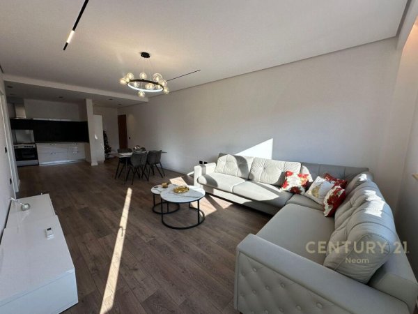 Tirane, shes apartament 2+1+2+BLK 120 m² 205.000 Euro (Liqeni i Thatë)