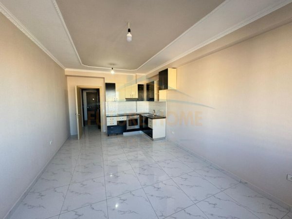 Qera, Apartament 2+1, Unaza e Re UNA24159