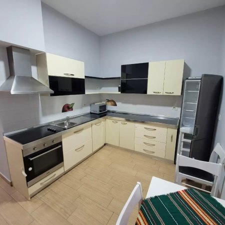 Jepet me Qera Apartament 3+2wc+bllk te Liqeni Artificial