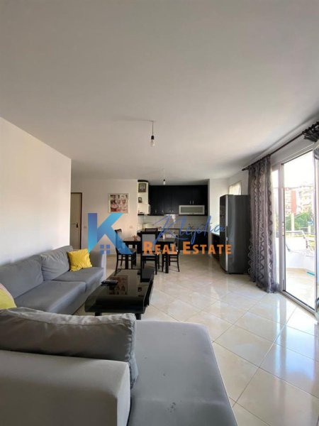 Tirane, jap me qera apartament 2+1+BLK Kati 2, 90 m² 500 Euro (Kodra e Diellit)