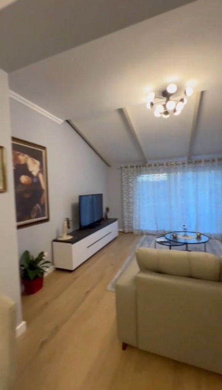 Jepet me Qera Apartament 2+2wc+Verande prane Shkolles se Baletit