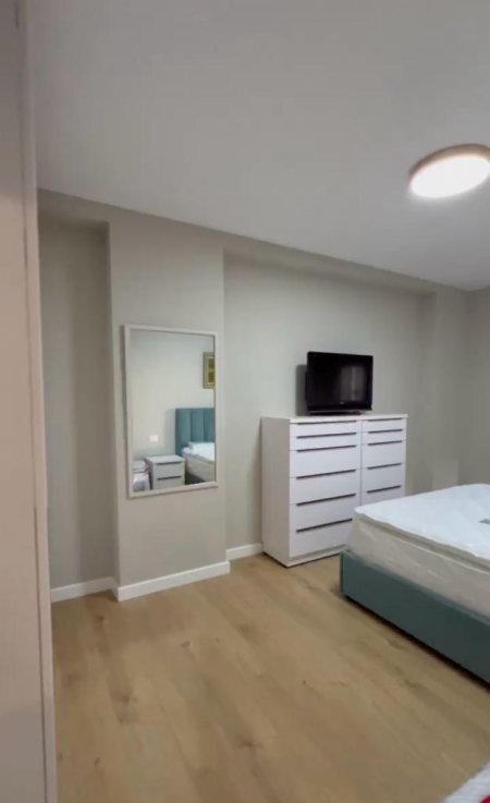 Jepet me Qera Apartament 2+2wc+Verande prane Shkolles se Baletit