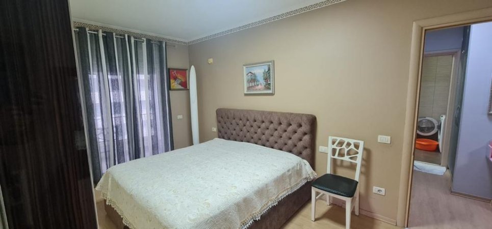 Apartament 2+1 per qera tek Kompleksi Kontakt 21 Dhjetori!!!! 700euro/muaj