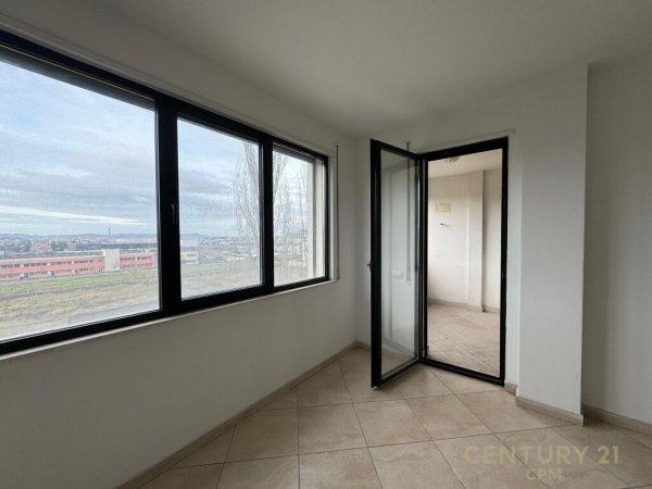 Apartament 2+1 Për Shitje prane Casa Italia!