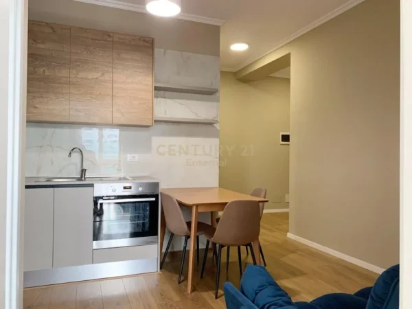 KOMUNA E PARISIT, JEPET ME QIRA APARTAMENT 2+1 TE KOMPLEKSI KIKA 2!!
