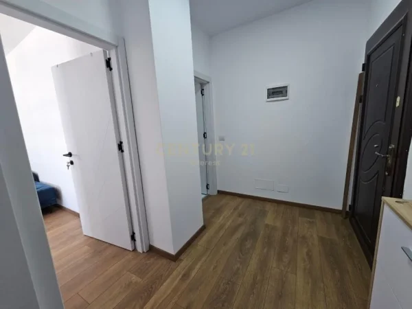 PAS SQUARE 21, JEPET ME QIRA APARTAMENT 1+1!!