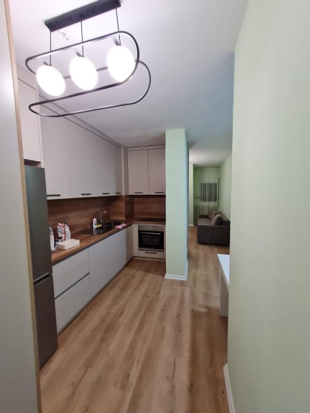 Qera Apartament 2+1 - ( Rr Kavajes )