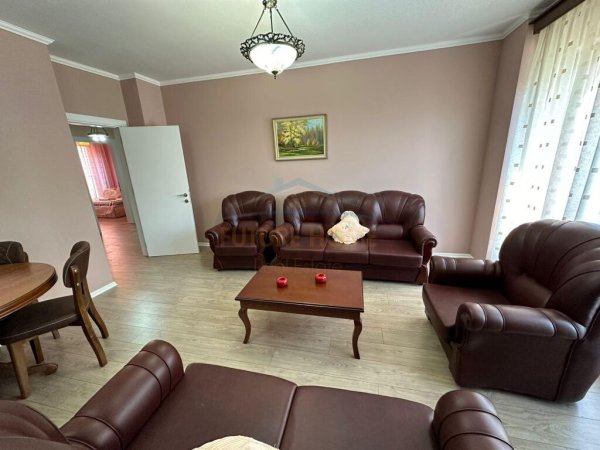 Qera, Apartament 1+1, Kopshti Botanik , Tiranë.