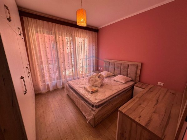 Qera, Apartament 1+1, Kopshti Botanik , Tiranë.