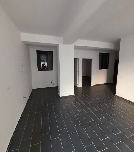 Shitet Apartament 2+1 ne Fresk