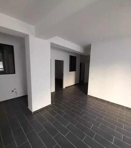 Shitet Apartament 2+1 ne Fresk