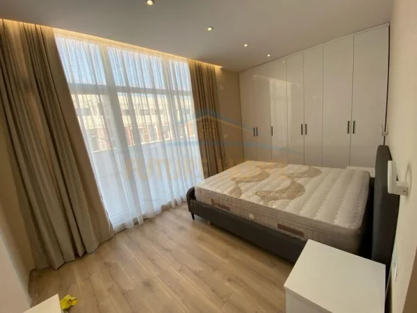 Qera , Apartament 2+1+2 + post parkimi , Jordan Misja