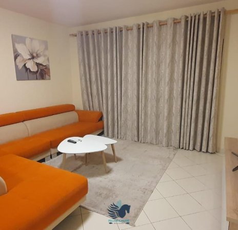 Jepet Me Qera Apartament 2+1 ne Astir [ID P0286]