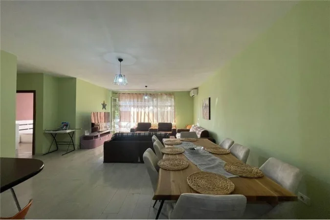 Apartament 2+1+2 me qera - 21 Dhjetori 550 euro