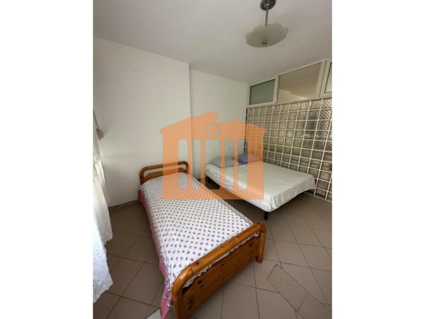 APARTAMENT 1+1 NE PLAZH ILIRIA. PER SHITJE!