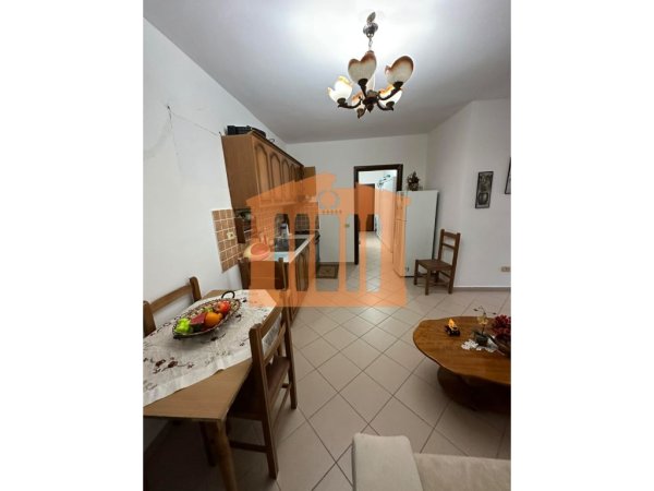 APARTAMENT 1+1 NE PLAZH ILIRIA. PER SHITJE!