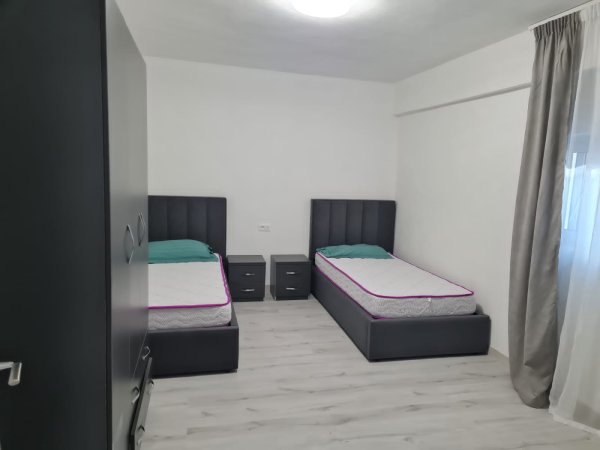 JEPET ME  QERA  APARTAMENT 2+1 1000 EURO BLLOKU