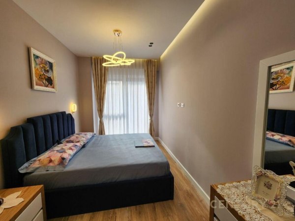 APARTAMENT LUKSOZ PER QIRA NE KOMPLEKSIN MAGNET! 550€