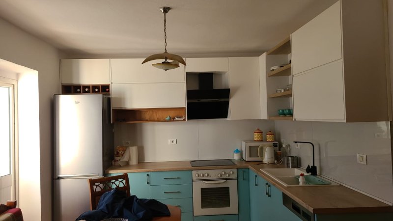 Jepet me qera apartament 2+1+2 Rruga e Kavajes , ne rrugen vace zela 45.000Leke te reja