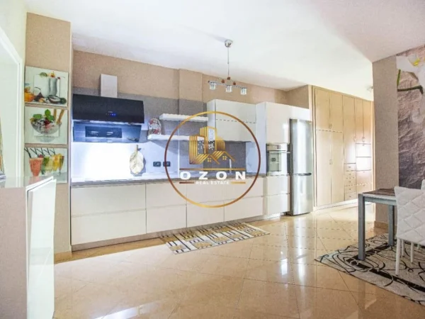 Apartament Modern 2+1+2 në Ish-Bllok, Për Shitje dhe Qira!