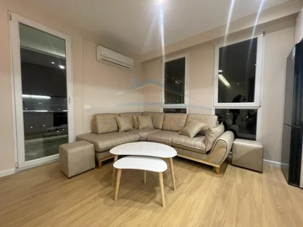 Qera, Aprtament 1+1 Isha fusha aviacionit 500€