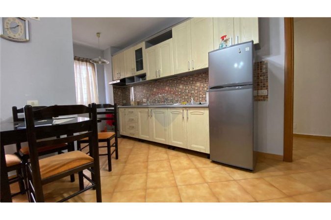 Apartament 1+1 per qira tek Rruga e Dibres