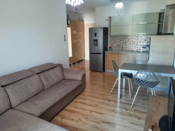 Apartament 62 m2 / 1+1, mobilim modern, ajer i paster, Ana Residence 500€