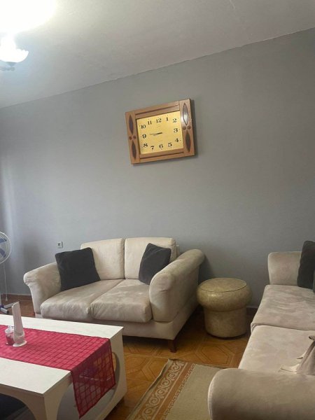 Jepet Me Qera Apartament 1+1 Tek Oxhaku (ID B211208) Tirane