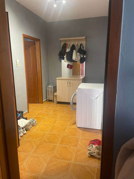 Jepet Me Qera Apartament 1+1 Tek Oxhaku (ID B211208) Tirane