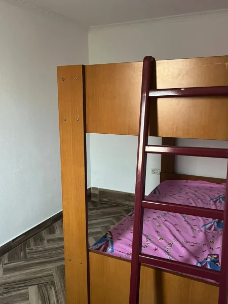 Qera- Apartament 2+1+Parking - Sauk i Vjeter 30.000 ALL