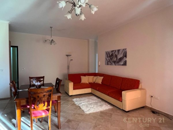 Apartment me qira 2+1+2 te Selvia 700 €/muaj