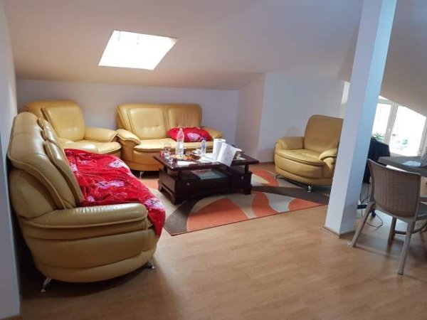 Tirane, jepet me qera apartament 2+1+BLK Kati 4, 80 m² 230 Euro (elbasanit)