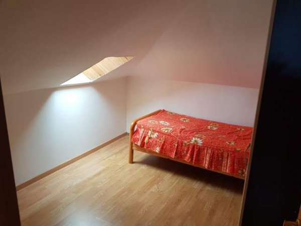 Tirane, ofert apartament 2+1 Kati 4, 80 m² 230 Euro (Adresa:  Dr. Shefqet Ndroqi afer vilave Amerikane)